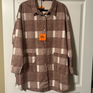 NWT. Brand is Well Worn Woman -Jacket size XXL tan/white